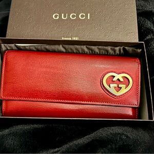Gucci Interlocking GG Long Wallet